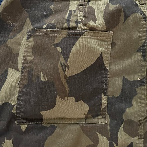 Canvas CAMO canvas skirt - Joe Fresh - Size 20W - Picture 4 of 6